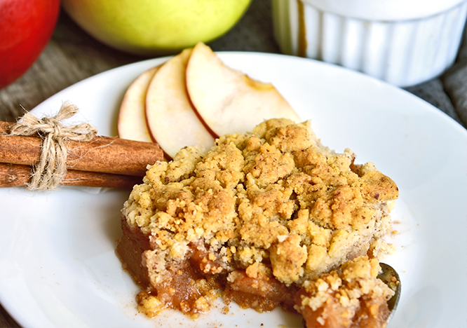 Tupperware 2-retters meny med kylling, bacon-ris og streusel